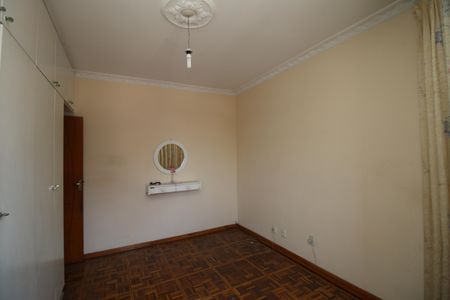 Apartamento à venda com 125m², 3 quartos e 2 vagasQuarto 2