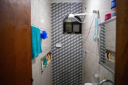 Casa à venda com 51m², 3 quartos e 1 vagaBanheiro