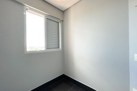Apartamento para alugar com 300m², 4 quartos e 4 vagas Apartamento para alugar com 300m², 4 quartos e 4 vagasQuarto de Serviço