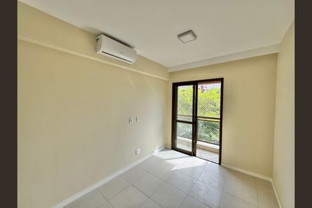 Apartamento à venda com 174m², 4 quartos e 2 vagas Apartamento à venda com 174m², 4 quartos e 2 vagasSuíte 2