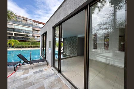 Apartamento à venda com 174m², 4 quartos e 2 vagas Apartamento à venda com 174m², 4 quartos e 2 vagasÁrea comum