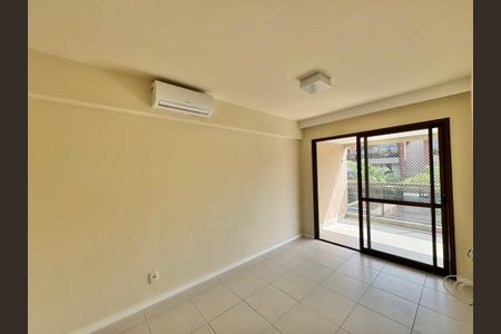 Apartamento à venda com 174m², 4 quartos e 2 vagas Apartamento à venda com 174m², 4 quartos e 2 vagasSuíte 1
