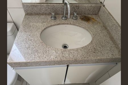 Apartamento à venda com 174m², 4 quartos e 2 vagas Apartamento à venda com 174m², 4 quartos e 2 vagasBanheiro Social