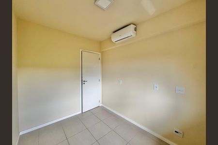 Apartamento à venda com 174m², 4 quartos e 2 vagas Apartamento à venda com 174m², 4 quartos e 2 vagasQuarto 1