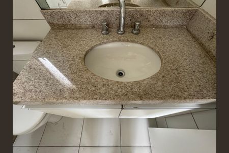 Apartamento à venda com 174m², 4 quartos e 2 vagas Apartamento à venda com 174m², 4 quartos e 2 vagasSuíte 2 - Banheiro