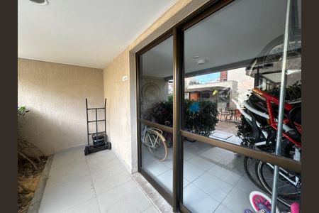 Apartamento à venda com 174m², 4 quartos e 2 vagas Apartamento à venda com 174m², 4 quartos e 2 vagasÁrea comum