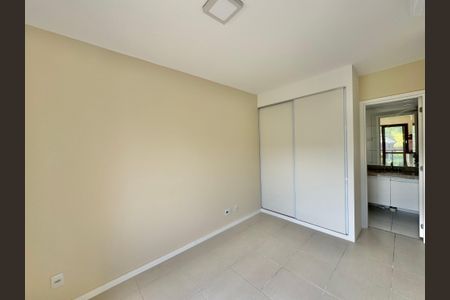 Apartamento à venda com 174m², 4 quartos e 2 vagas Apartamento à venda com 174m², 4 quartos e 2 vagasSuíte 2