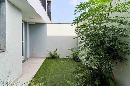 Apartamento à venda com 46m², 1 quarto e sem vaga Apartamento à venda com 46m², 1 quarto e sem vagaVaranda