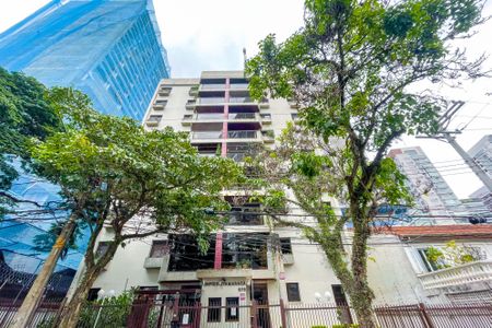 Apartamento à venda com 90m², 3 quartos e 2 vagas Apartamento à venda com 90m², 3 quartos e 2 vagasFachada
