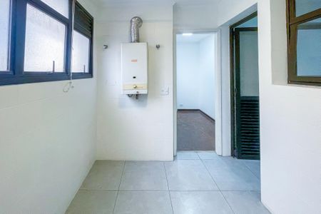 Apartamento à venda com 90m², 3 quartos e 2 vagas Apartamento à venda com 90m², 3 quartos e 2 vagasLavanderia