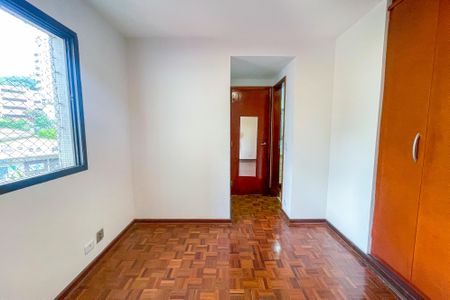 Apartamento à venda com 90m², 3 quartos e 2 vagas Apartamento à venda com 90m², 3 quartos e 2 vagasSuíte