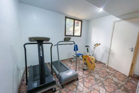 Apartamento à venda com 90m², 3 quartos e 2 vagas Apartamento à venda com 90m², 3 quartos e 2 vagasÁrea comum - Academia