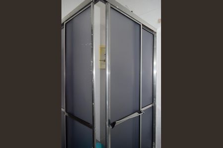 Casa à venda com 200m², 4 quartos e 2 vagasBanheiro