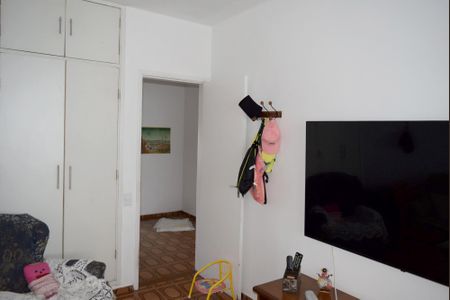 Casa à venda com 200m², 4 quartos e 2 vagasQuarto 1