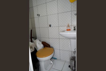 Casa à venda com 200m², 4 quartos e 2 vagasBanheiro do Escritório