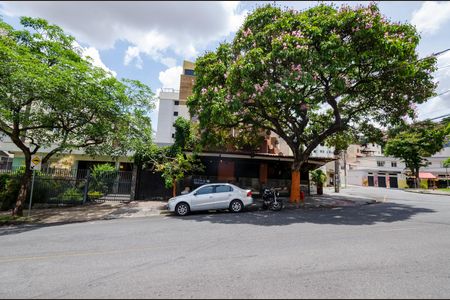 Studio para alugar com 28m², 1 quarto e sem vaga Studio para alugar com 28m², 1 quarto e sem vagaFachada