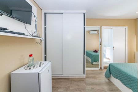 Studio para alugar com 28m², 1 quarto e sem vaga Studio para alugar com 28m², 1 quarto e sem vagaKitnet