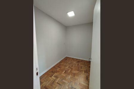 Apartamento à venda com 123m², 3 quartos e 1 vaga Apartamento à venda com 123m², 3 quartos e 1 vagaQuarto de serviço