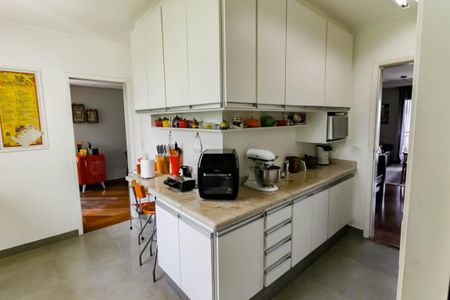 Apartamento à venda com 160m², 4 quartos e 3 vagasCozinha 