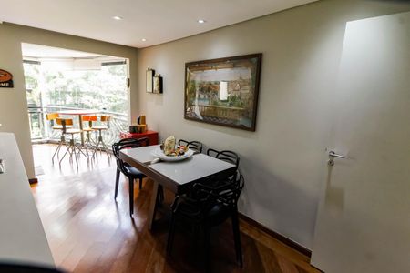 Apartamento à venda com 160m², 4 quartos e 3 vagasCopa