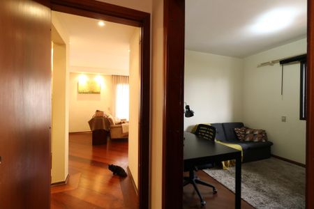 Apartamento à venda com 200m², 4 quartos e 3 vagasCorredor