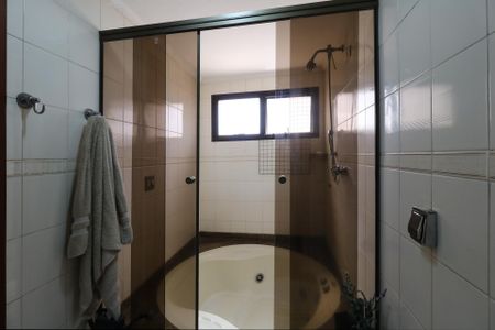 Apartamento à venda com 200m², 4 quartos e 3 vagasBanheiro da Suíte 2