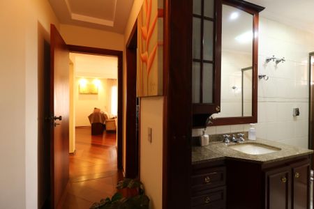 Apartamento à venda com 200m², 4 quartos e 3 vagasCorredor