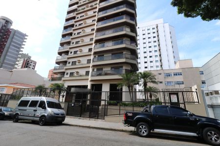 Apartamento à venda com 200m², 4 quartos e 3 vagasFachada