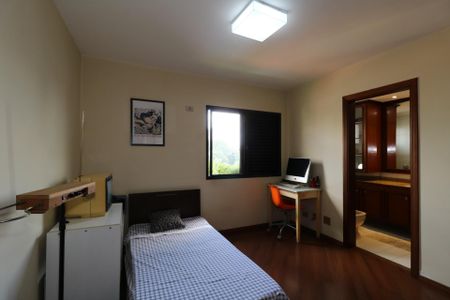 Apartamento à venda com 200m², 4 quartos e 3 vagasSuíte 1