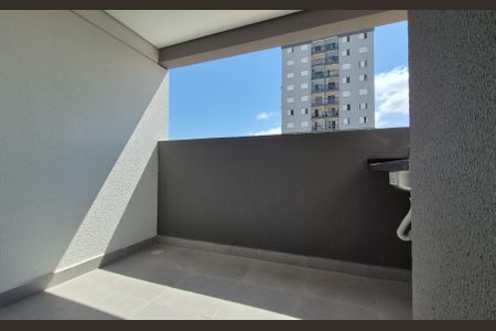Apartamento à venda com 45m², 2 quartos e 1 vaga Apartamento à venda com 45m², 2 quartos e 1 vagaVaranda
