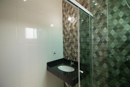 Casa à venda com 119m², 3 quartos e 2 vagas Casa à venda com 119m², 3 quartos e 2 vagasBanheiro da Suíte 2