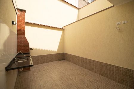 Casa à venda com 119m², 3 quartos e 2 vagas Casa à venda com 119m², 3 quartos e 2 vagasÁrea de Serviço com Churrasqueira