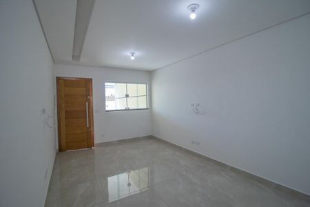 Casa à venda com 119m², 3 quartos e 2 vagas Casa à venda com 119m², 3 quartos e 2 vagasSala