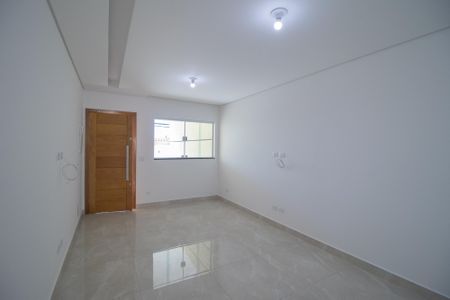 Casa à venda com 119m², 3 quartos e 2 vagas Casa à venda com 119m², 3 quartos e 2 vagasSala