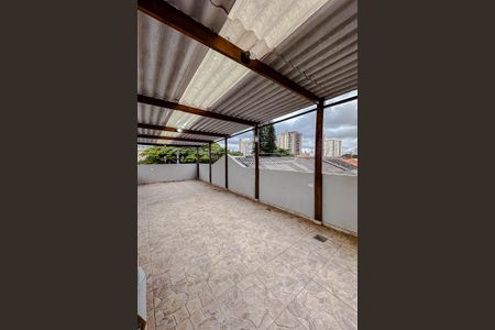 Casa para alugar com 250m², 7 quartos e 1 vagaÁrea externa