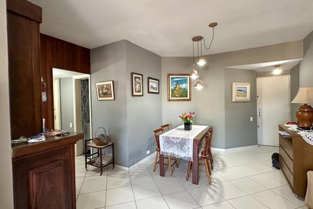 Apartamento para alugar com 78m², 2 quartos e 1 vaga Apartamento para alugar com 78m², 2 quartos e 1 vagaSala