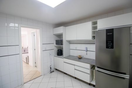 Casa de condomínio à venda com 116m², 3 quartos e 1 vaga Casa de condomínio à venda com 116m², 3 quartos e 1 vagaCozinha