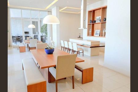 Apartamento à venda com 330m², 4 quartos e 4 vagas