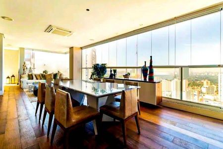 Apartamento à venda com 330m², 4 quartos e 4 vagas