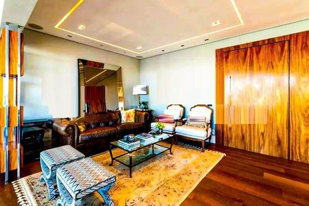 Apartamento à venda com 330m², 4 quartos e 4 vagas