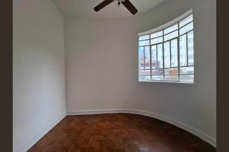 Apartamento à venda com 61m², 1 quarto e sem vaga