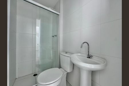 Apartamento à venda com 211m², 3 quartos e 2 vagas Apartamento à venda com 211m², 3 quartos e 2 vagasBanheiro 1