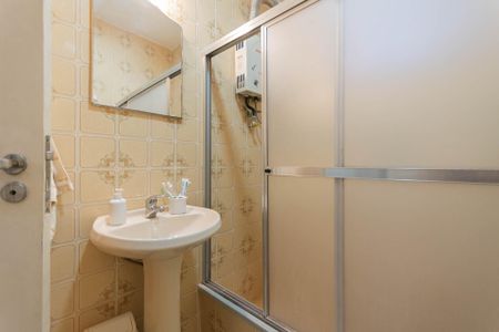 Apartamento à venda com 74m², 2 quartos e 1 vagaBanheiro