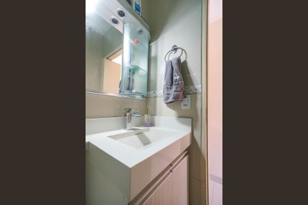 Casa de condomínio à venda com 115m², 3 quartos e 1 vaga Casa de condomínio à venda com 115m², 3 quartos e 1 vagaBanheiro da suíte