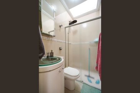 Casa de condomínio à venda com 115m², 3 quartos e 1 vaga Casa de condomínio à venda com 115m², 3 quartos e 1 vagaBanheiro social