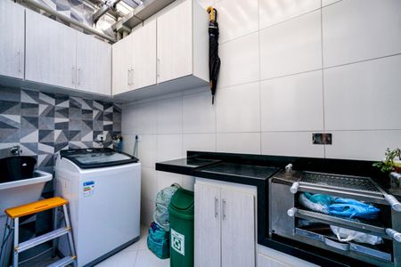 Casa de condomínio à venda com 115m², 3 quartos e 1 vaga Casa de condomínio à venda com 115m², 3 quartos e 1 vagaÁrea de serviço