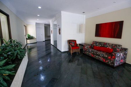 Apartamento à venda com 100m², 3 quartos e 3 vagasÁrea comum - Hall social