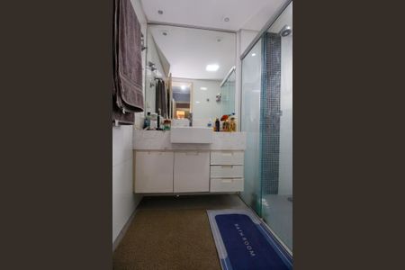 Apartamento à venda com 100m², 3 quartos e 3 vagasBanheiro da Suíte