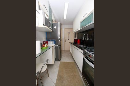 Apartamento à venda com 100m², 3 quartos e 3 vagasCozinha