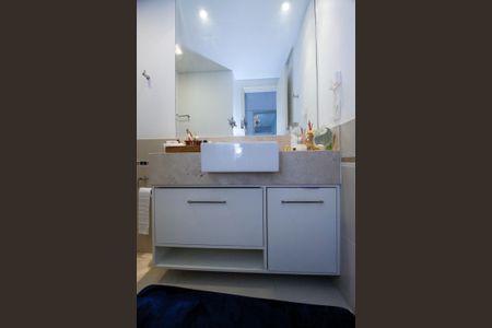 Apartamento à venda com 100m², 3 quartos e 3 vagasBanheiro